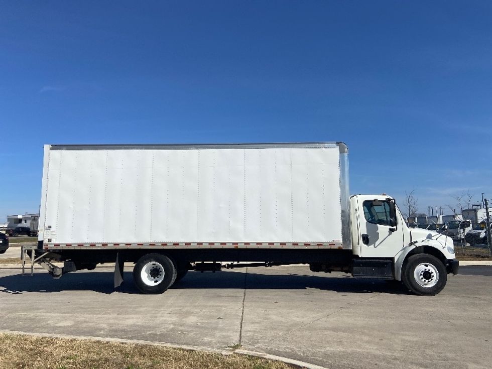 Medium Duty Box Truck-Light and Medium Duty Trucks-Freightliner-2018-M2-San Antonio-TX-194,480\n\t\tmiles-$ 48,000 - Image 15