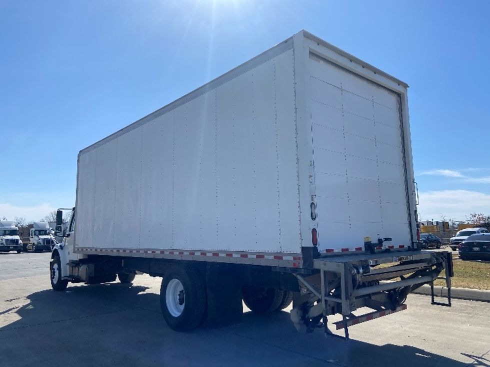 Medium Duty Box Truck-Light and Medium Duty Trucks-Freightliner-2018-M2-San Antonio-TX-194,480\n\t\tmiles-$ 48,000 - Image 6