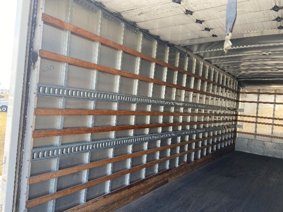 Medium Duty Box Truck-Light and Medium Duty Trucks-Freightliner-2018-M2-San Antonio-TX-237,235\n\t\tmiles-$ 41,250 - Image 11