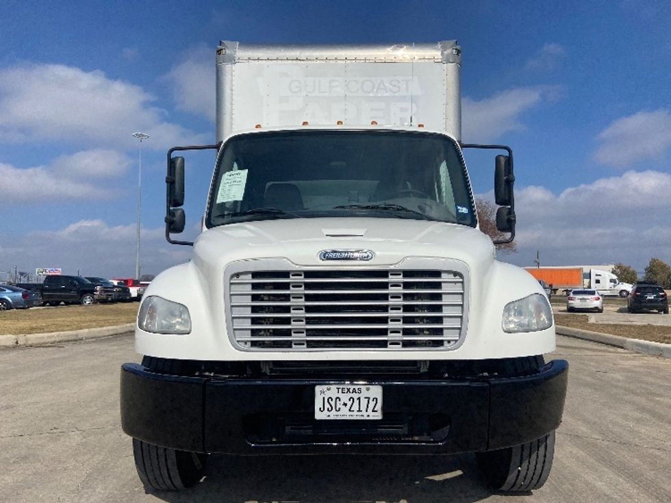 Medium Duty Box Truck-Light and Medium Duty Trucks-Freightliner-2018-M2-San Antonio-TX-237,235\n\t\tmiles-$ 41,250 - Image 2