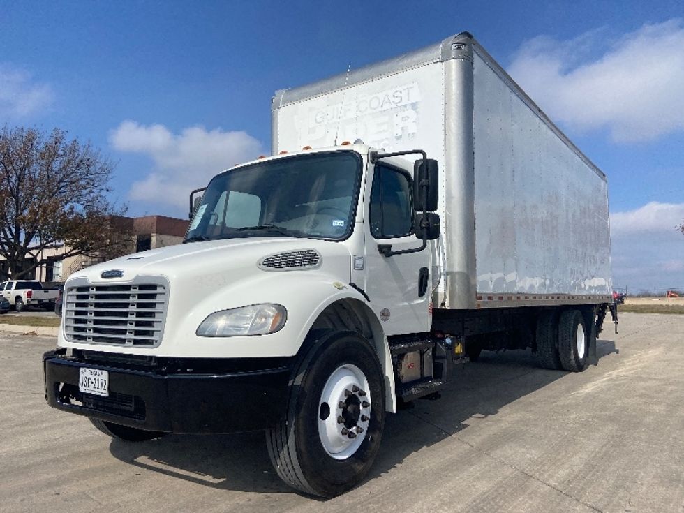 Medium Duty Box Truck-Light and Medium Duty Trucks-Freightliner-2018-M2-San Antonio-TX-237,235\n\t\tmiles-$ 41,250 - Image 3