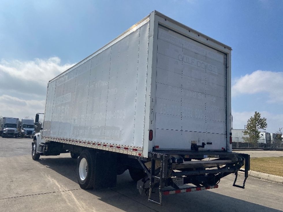 Medium Duty Box Truck-Light and Medium Duty Trucks-Freightliner-2018-M2-San Antonio-TX-237,235\n\t\tmiles-$ 41,250 - Image 6