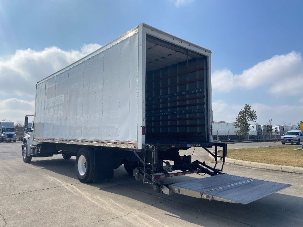 Medium Duty Box Truck-Light and Medium Duty Trucks-Freightliner-2018-M2-San Antonio-TX-237,235\n\t\tmiles-$ 41,250 - Image 9