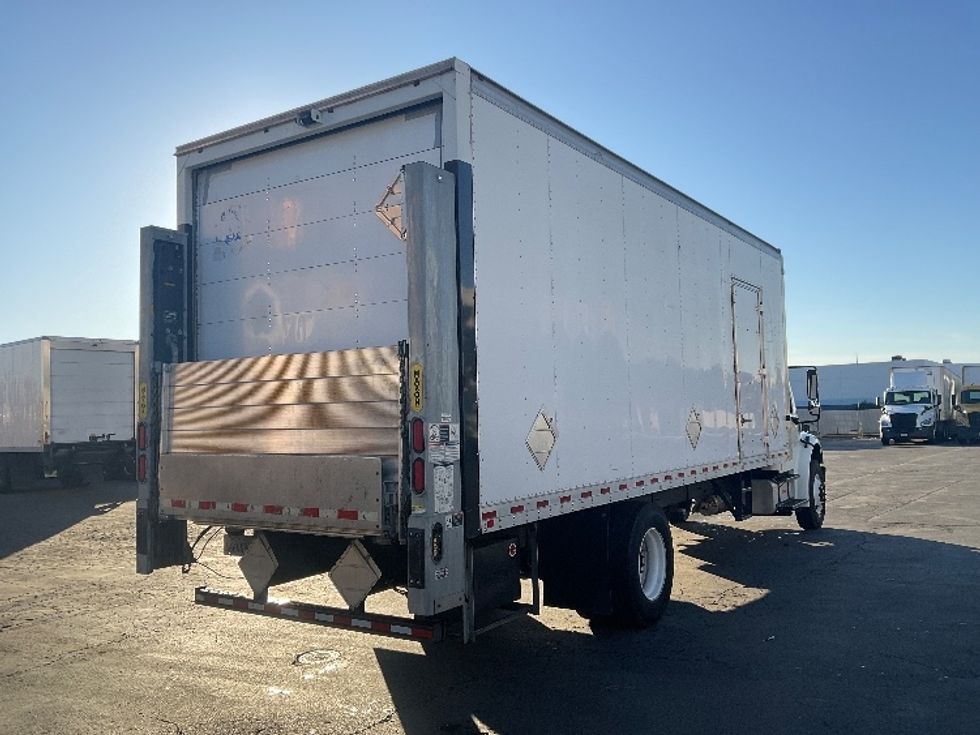 Medium Duty Box Truck-Light and Medium Duty Trucks-Freightliner-2018-M2-Santa Ana-CA-216,631\n\t\tmiles-$ 36,000 - Image 13