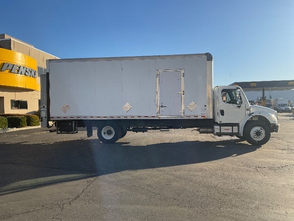 Medium Duty Box Truck-Light and Medium Duty Trucks-Freightliner-2018-M2-Santa Ana-CA-216,631\n\t\tmiles-$ 36,000 - Image 15