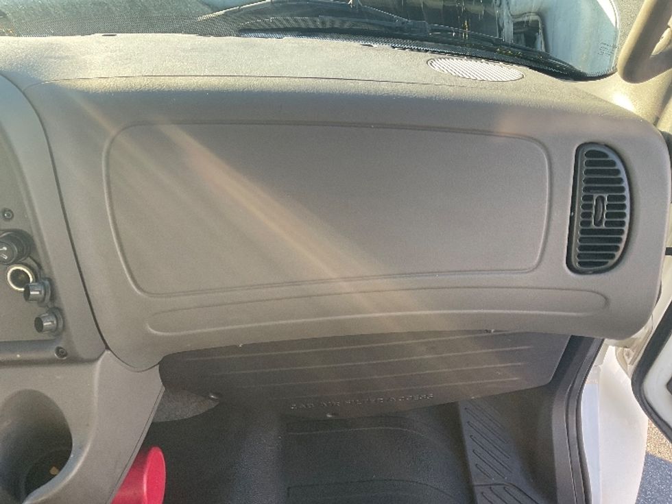 Medium Duty Box Truck-Light and Medium Duty Trucks-Freightliner-2018-M2-Santa Ana-CA-216,631\n\t\tmiles-$ 36,000 - Image 21