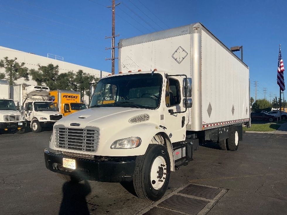 Medium Duty Box Truck-Light and Medium Duty Trucks-Freightliner-2018-M2-Santa Ana-CA-216,631\n\t\tmiles-$ 36,000 - Image 3