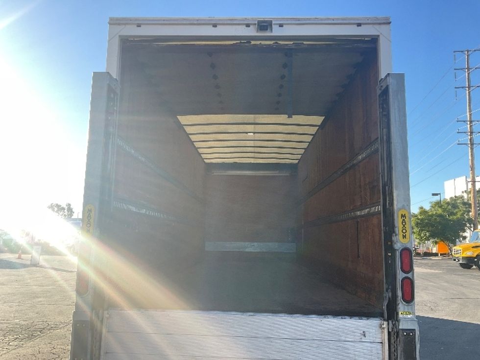 Medium Duty Box Truck-Light and Medium Duty Trucks-Freightliner-2018-M2-Santa Ana-CA-216,631\n\t\tmiles-$ 36,000 - Image 8