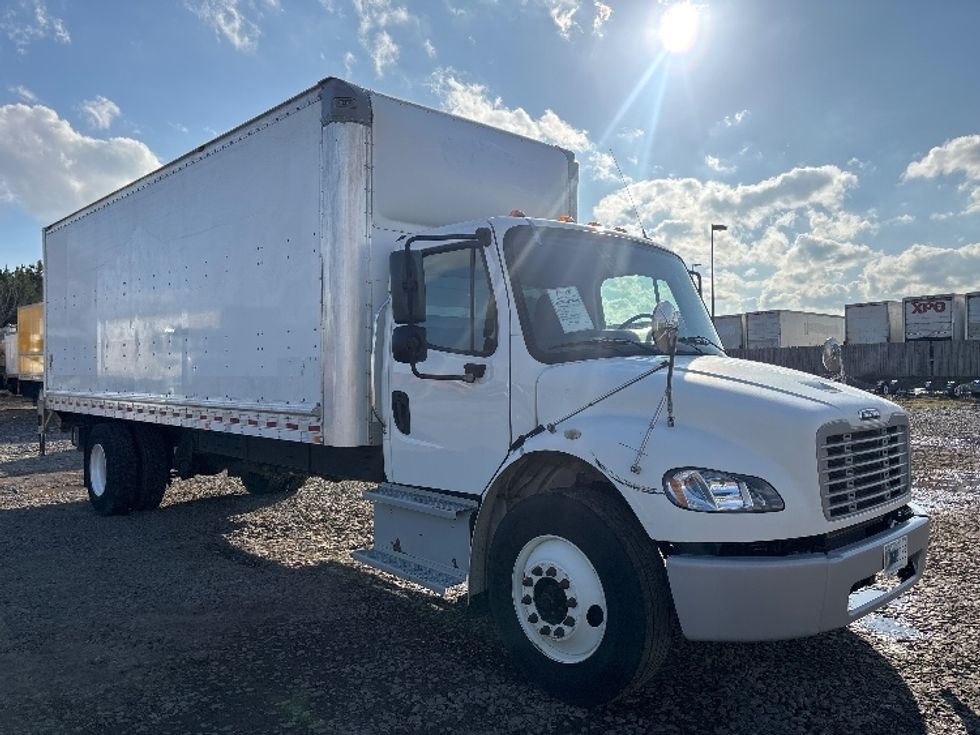 Medium Duty Box Truck-Light and Medium Duty Trucks-Freightliner-2018-M2-Shreveport-LA-268,349\n\t\tmiles-$ 36,000 - Image 1
