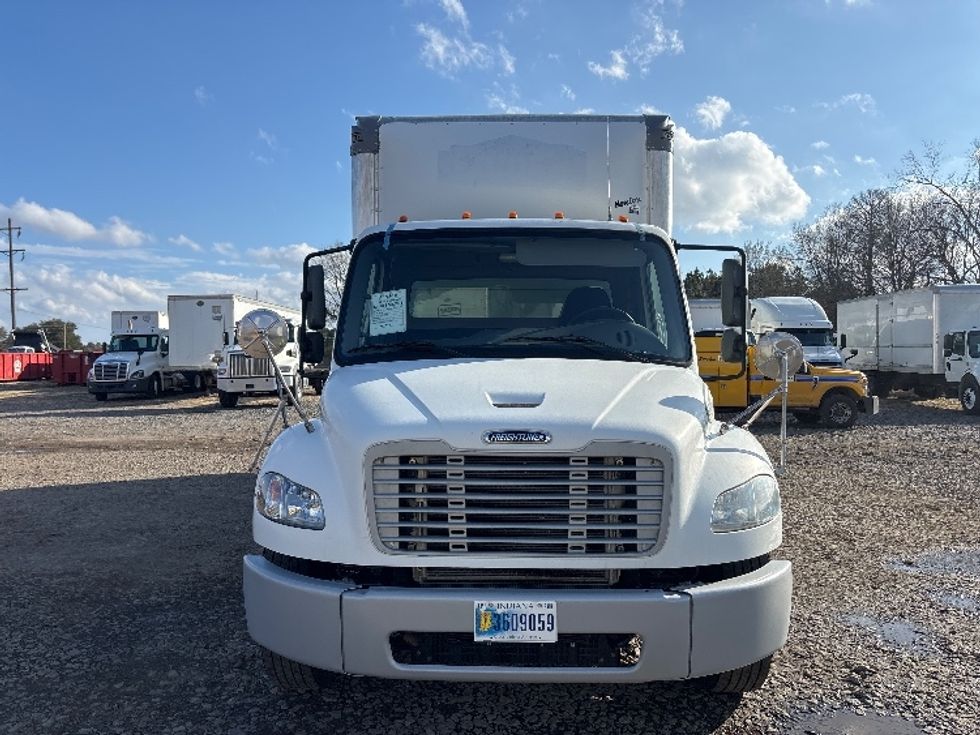 Medium Duty Box Truck-Light and Medium Duty Trucks-Freightliner-2018-M2-Shreveport-LA-268,349\n\t\tmiles-$ 36,000 - Image 2