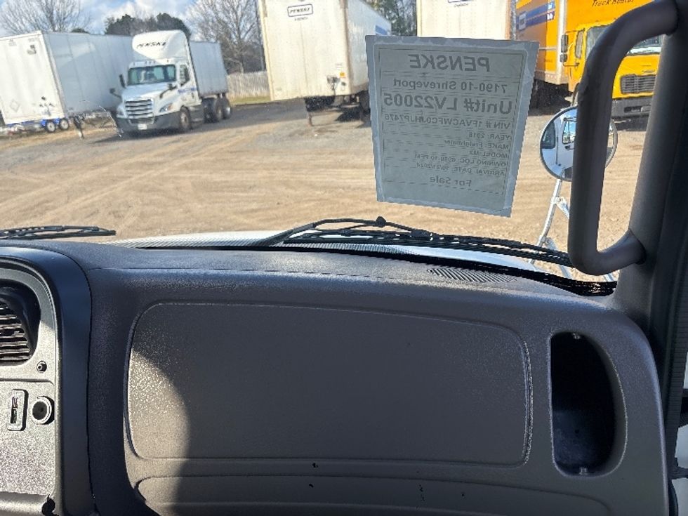 Medium Duty Box Truck-Light and Medium Duty Trucks-Freightliner-2018-M2-Shreveport-LA-268,349\n\t\tmiles-$ 36,000 - Image 20