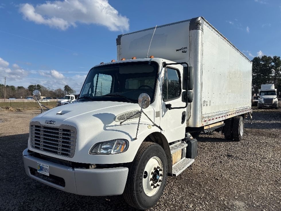 Medium Duty Box Truck-Light and Medium Duty Trucks-Freightliner-2018-M2-Shreveport-LA-268,349\n\t\tmiles-$ 36,000 - Image 3
