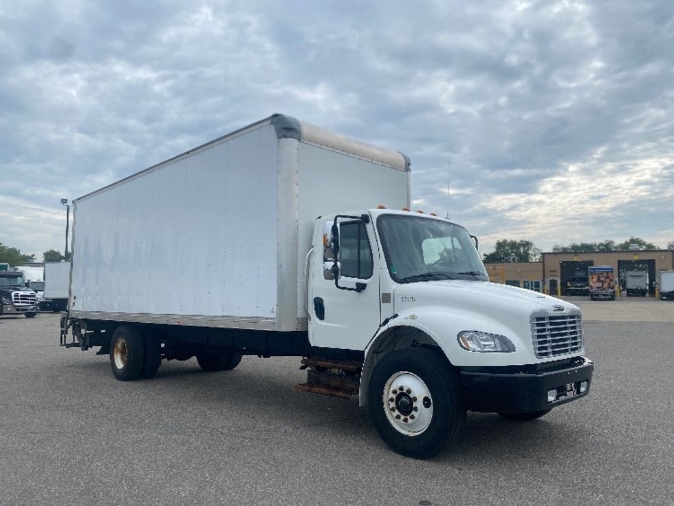 Medium Duty Box Truck-Light and Medium Duty Trucks-Freightliner-2018-M2-South Bend-IN-80,222\n\t\tmiles-$ 59,000 - Image 1