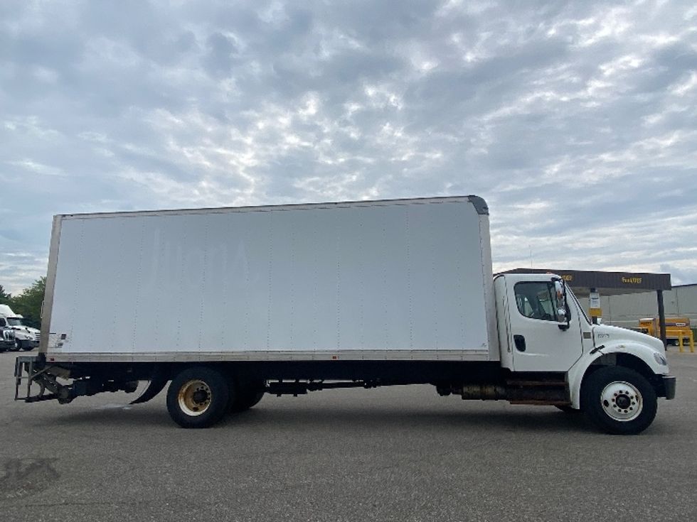 Medium Duty Box Truck-Light and Medium Duty Trucks-Freightliner-2018-M2-South Bend-IN-80,222\n\t\tmiles-$ 59,000 - Image 15
