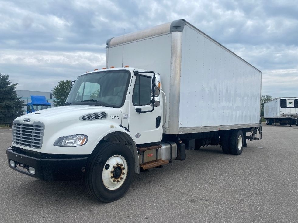 Medium Duty Box Truck-Light and Medium Duty Trucks-Freightliner-2018-M2-South Bend-IN-80,222\n\t\tmiles-$ 59,000 - Image 3
