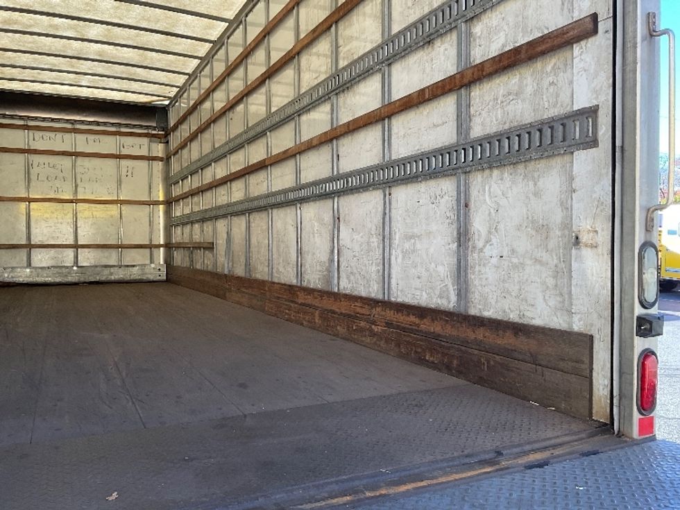 Medium Duty Box Truck-Light and Medium Duty Trucks-Freightliner-2018-M2-Springfield-MA-290,699\n\t\tmiles-$ 26,750 - Image 12