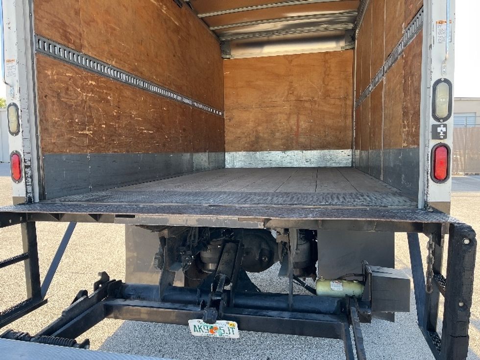 Medium Duty Box Truck-Light and Medium Duty Trucks-Freightliner-2018-M2-Tampa-FL-223,510\n\t\tmiles-$ 37,500 - Image 10