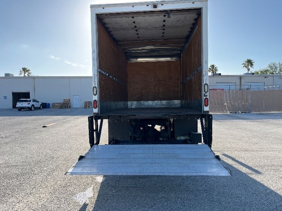 Medium Duty Box Truck-Light and Medium Duty Trucks-Freightliner-2018-M2-Tampa-FL-223,510\n\t\tmiles-$ 37,500 - Image 9