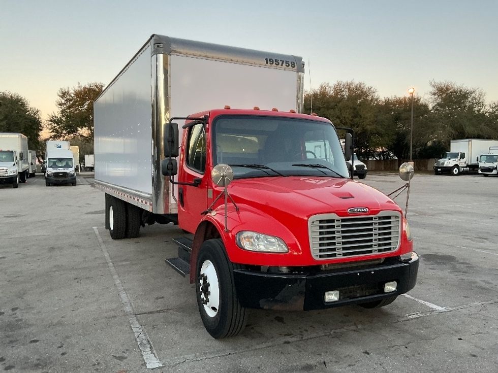 Medium Duty Box Truck-Light and Medium Duty Trucks-Freightliner-2018-M2-Tampa-FL-226,849\n\t\tmiles-$ 38,750 - Image 1