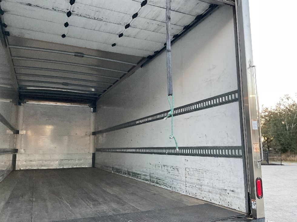 Medium Duty Box Truck-Light and Medium Duty Trucks-Freightliner-2018-M2-Tampa-FL-226,849\n\t\tmiles-$ 38,750 - Image 12