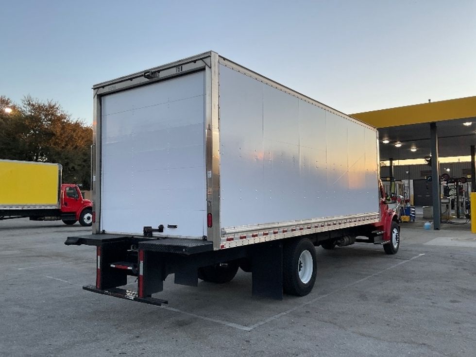 Medium Duty Box Truck-Light and Medium Duty Trucks-Freightliner-2018-M2-Tampa-FL-226,849\n\t\tmiles-$ 38,750 - Image 13
