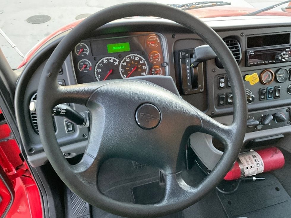 Medium Duty Box Truck-Light and Medium Duty Trucks-Freightliner-2018-M2-Tampa-FL-226,849\n\t\tmiles-$ 38,750 - Image 18