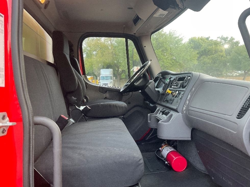 Medium Duty Box Truck-Light and Medium Duty Trucks-Freightliner-2018-M2-Tampa-FL-230,494\n\t\tmiles-$ 40,750 - Image 22