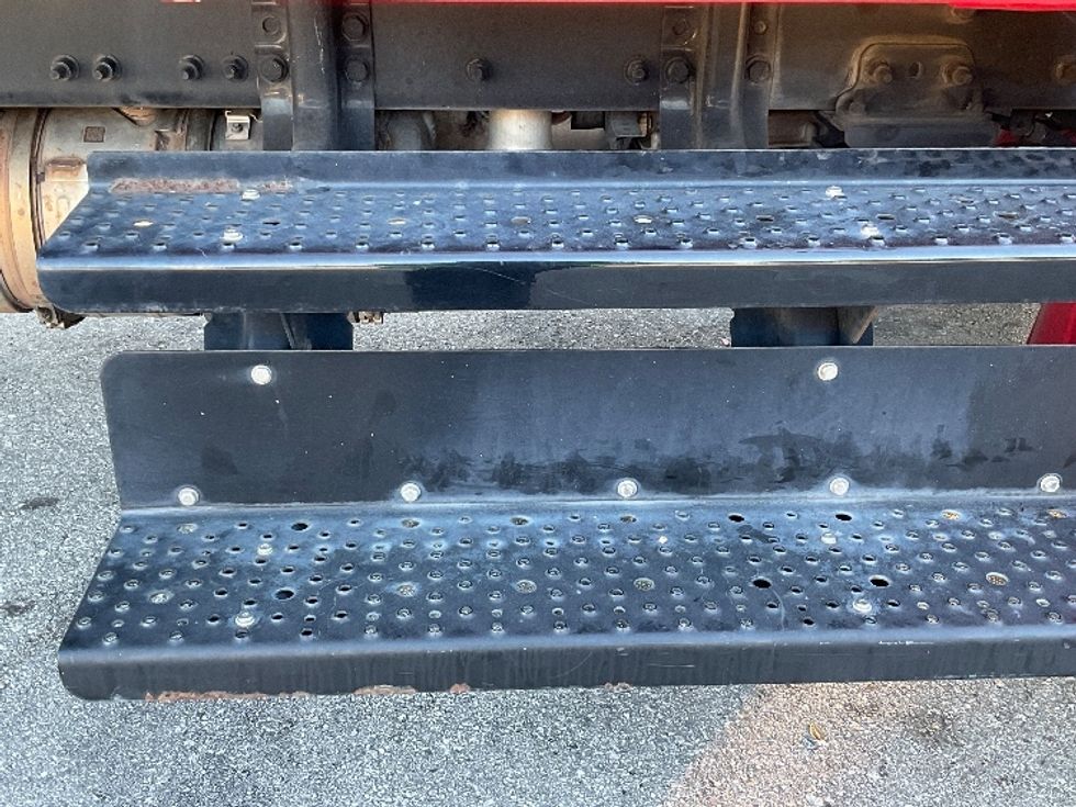 Medium Duty Box Truck-Light and Medium Duty Trucks-Freightliner-2018-M2-Tampa-FL-230,494\n\t\tmiles-$ 40,750 - Image 25