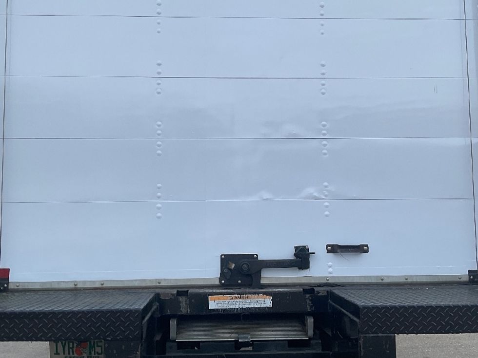 Medium Duty Box Truck-Light and Medium Duty Trucks-Freightliner-2018-M2-Tampa-FL-230,494\n\t\tmiles-$ 40,750 - Image 29