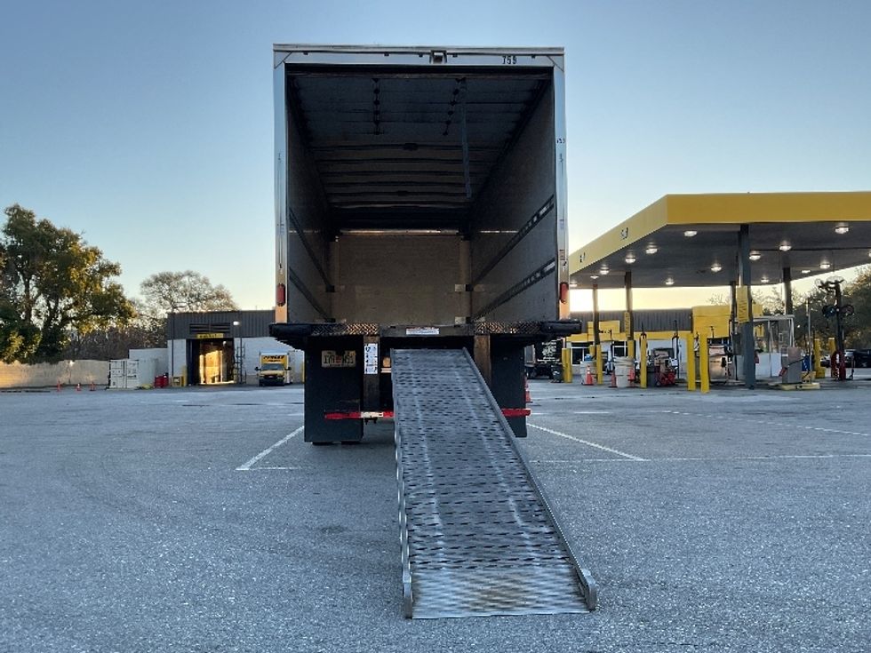 Medium Duty Box Truck-Light and Medium Duty Trucks-Freightliner-2018-M2-Tampa-FL-230,494\n\t\tmiles-$ 40,750 - Image 9