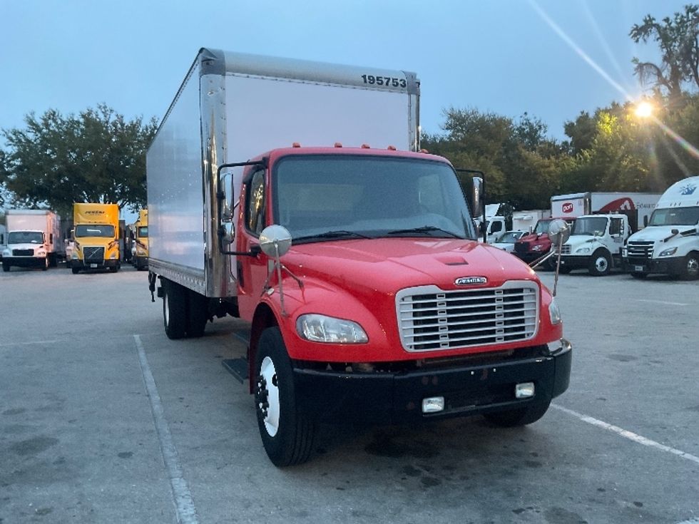 Medium Duty Box Truck-Light and Medium Duty Trucks-Freightliner-2018-M2-Tampa-FL-231,293\n\t\tmiles-$ 42,250 - Image 1