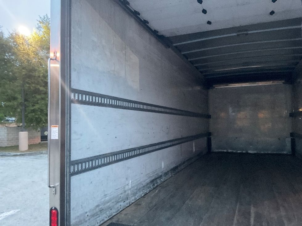 Medium Duty Box Truck-Light and Medium Duty Trucks-Freightliner-2018-M2-Tampa-FL-231,293\n\t\tmiles-$ 42,250 - Image 11