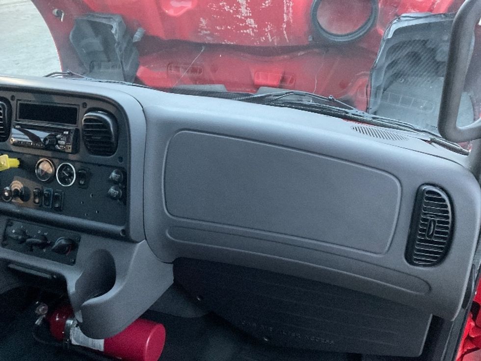 Medium Duty Box Truck-Light and Medium Duty Trucks-Freightliner-2018-M2-Tampa-FL-231,293\n\t\tmiles-$ 42,250 - Image 21