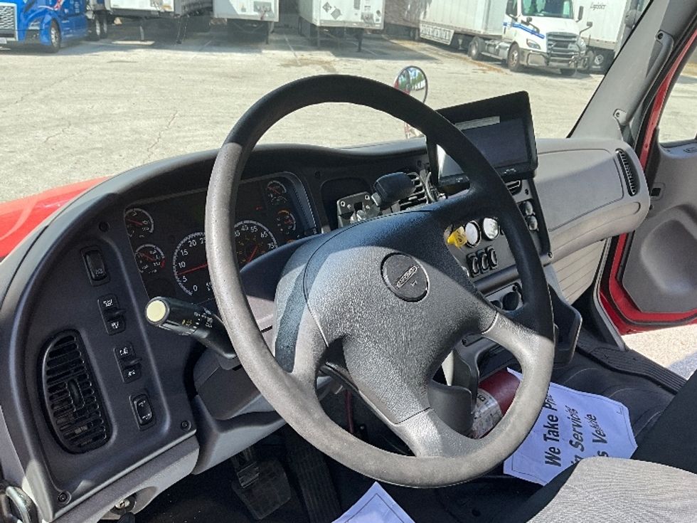 Medium Duty Box Truck-Light and Medium Duty Trucks-Freightliner-2018-M2-Tampa-FL-260,199\n\t\tmiles-$ 35,500 - Image 17