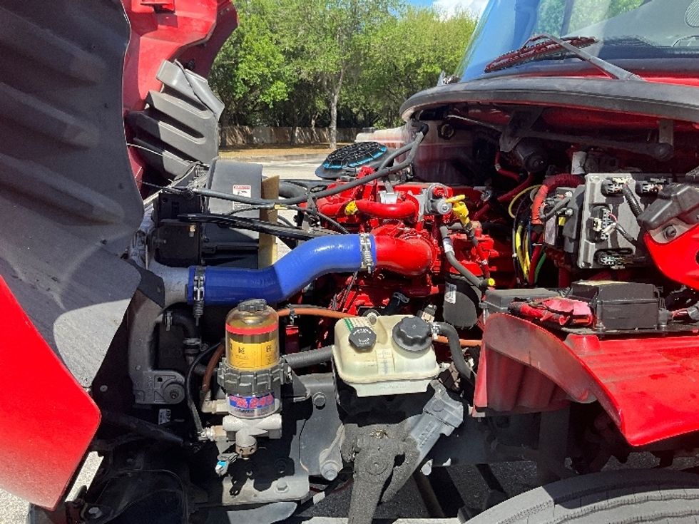 Medium Duty Box Truck-Light and Medium Duty Trucks-Freightliner-2018-M2-Tampa-FL-260,199\n\t\tmiles-$ 35,500 - Image 24