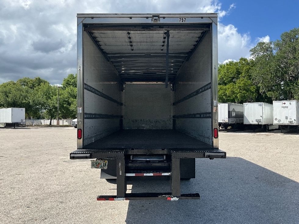 Medium Duty Box Truck-Light and Medium Duty Trucks-Freightliner-2018-M2-Tampa-FL-260,199\n\t\tmiles-$ 35,500 - Image 8