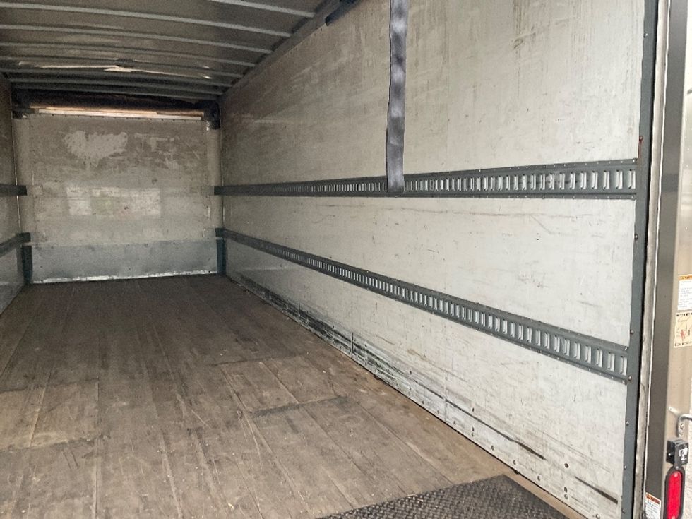 Medium Duty Box Truck-Light and Medium Duty Trucks-Freightliner-2018-M2-Tampa-FL-270,474\n\t\tmiles-$ 38,000 - Image 12