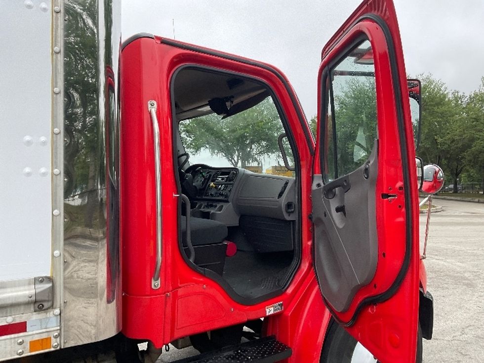 Medium Duty Box Truck-Light and Medium Duty Trucks-Freightliner-2018-M2-Tampa-FL-270,474\n\t\tmiles-$ 38,000 - Image 20