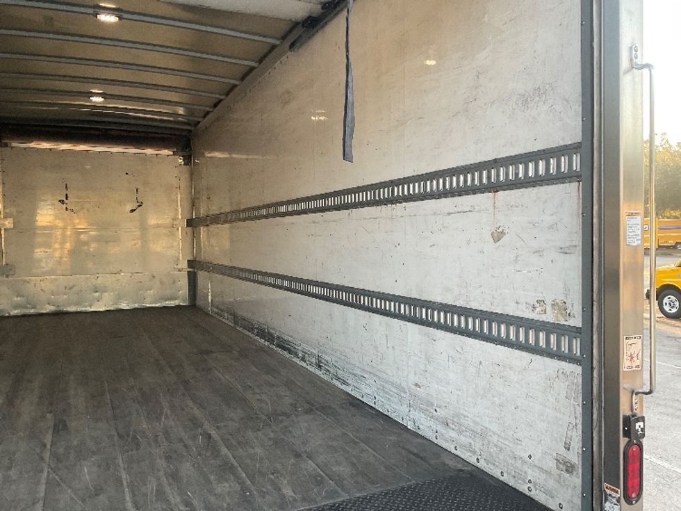 Medium Duty Box Truck-Light and Medium Duty Trucks-Freightliner-2018-M2-Tampa-FL-295,970\n\t\tmiles-$ 34,250 - Image 10