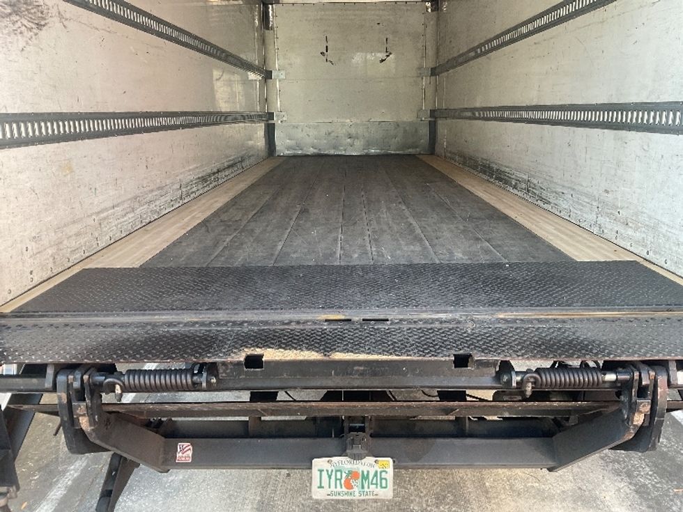 Medium Duty Box Truck-Light and Medium Duty Trucks-Freightliner-2018-M2-Tampa-FL-295,970\n\t\tmiles-$ 34,250 - Image 14