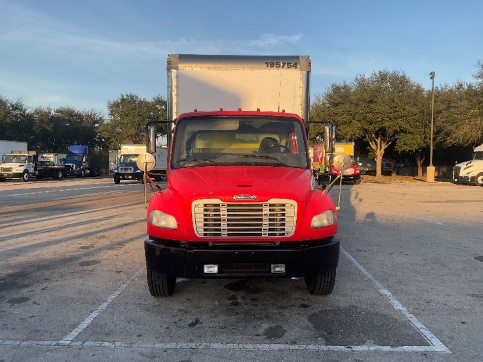 Medium Duty Box Truck-Light and Medium Duty Trucks-Freightliner-2018-M2-Tampa-FL-295,970\n\t\tmiles-$ 34,250 - Image 2