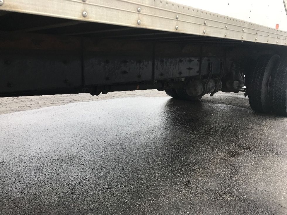 Medium Duty Box Truck-Light and Medium Duty Trucks-Freightliner-2018-M2-Toronto-ON-485,675\n\t\tkm-$ 32,500 - Image 5