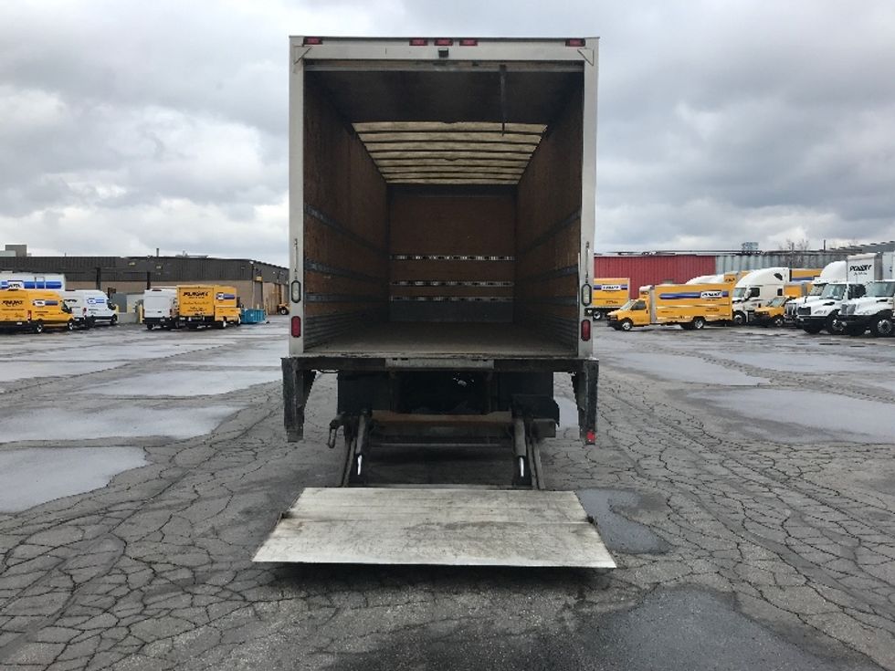 Medium Duty Box Truck-Light and Medium Duty Trucks-Freightliner-2018-M2-Toronto-ON-485,675\n\t\tkm-$ 32,500 - Image 9
