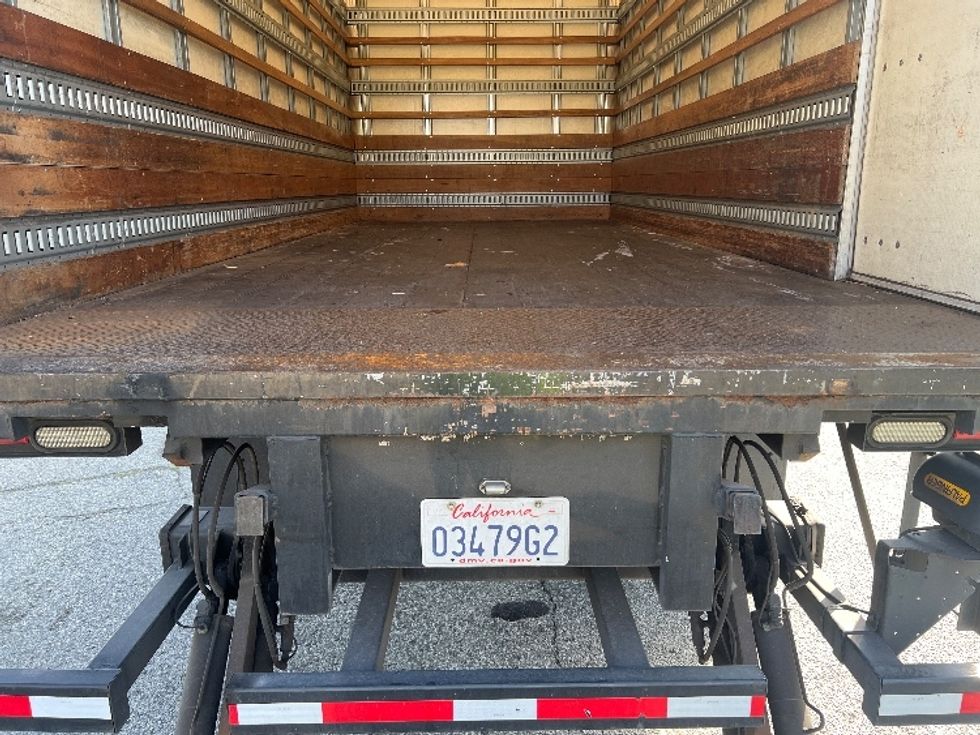 Medium Duty Box Truck-Light and Medium Duty Trucks-Freightliner-2018-M2-Torrance-CA-138,529\n\t\tmiles-$ 35,250 - Image 10