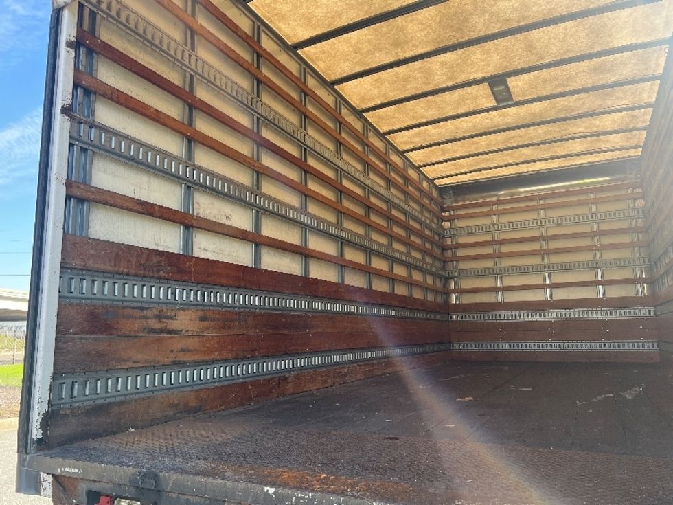 Medium Duty Box Truck-Light and Medium Duty Trucks-Freightliner-2018-M2-Torrance-CA-138,529\n\t\tmiles-$ 35,250 - Image 11