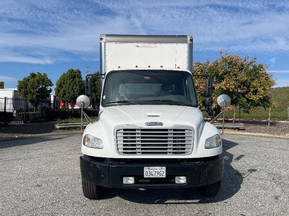 Medium Duty Box Truck-Light and Medium Duty Trucks-Freightliner-2018-M2-Torrance-CA-138,529\n\t\tmiles-$ 35,250 - Image 2