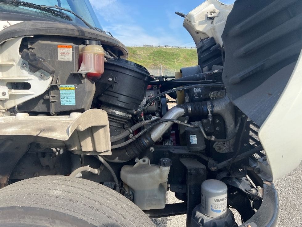Medium Duty Box Truck-Light and Medium Duty Trucks-Freightliner-2018-M2-Torrance-CA-138,529\n\t\tmiles-$ 35,250 - Image 23