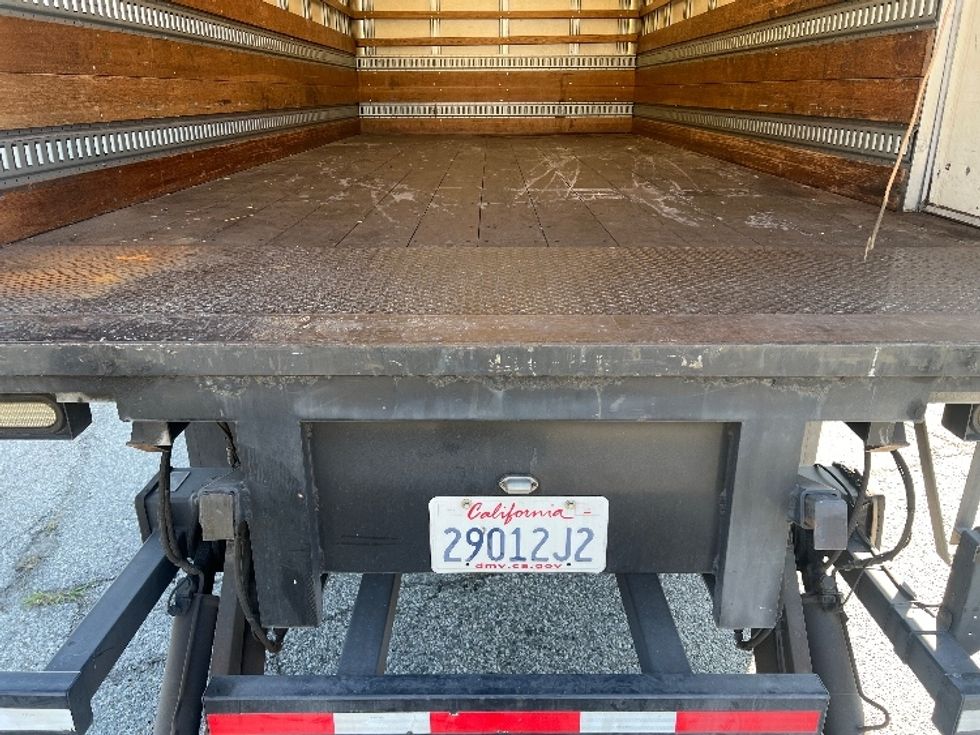 Medium Duty Box Truck-Light and Medium Duty Trucks-Freightliner-2018-M2-Torrance-CA-147,097\n\t\tmiles-$ 33,750 - Image 10