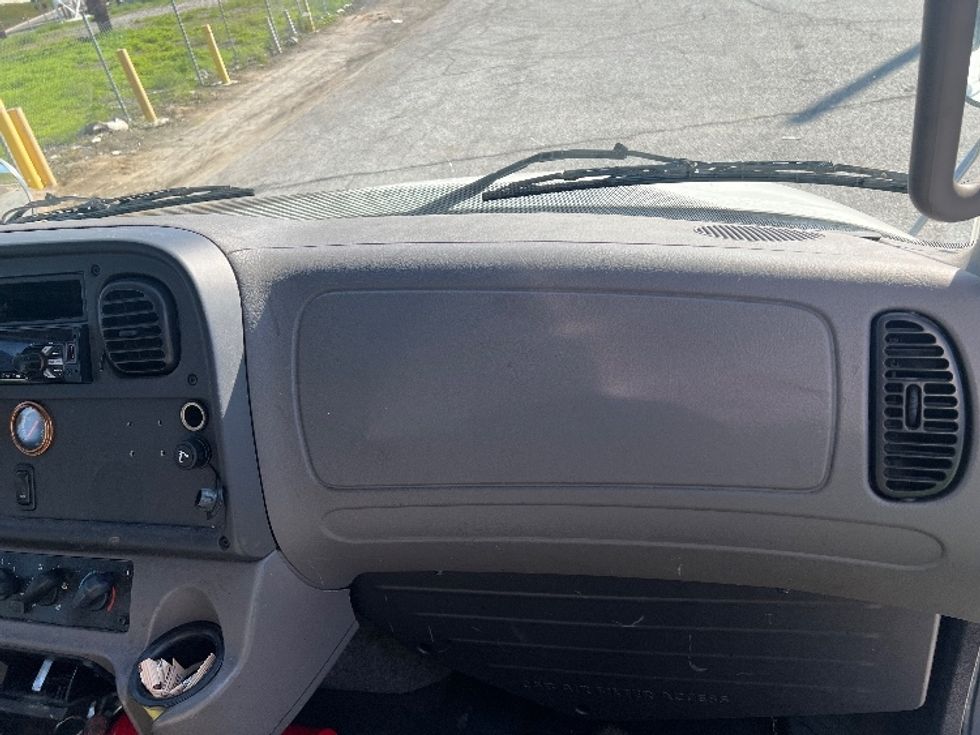 Medium Duty Box Truck-Light and Medium Duty Trucks-Freightliner-2018-M2-Torrance-CA-147,097\n\t\tmiles-$ 33,750 - Image 19