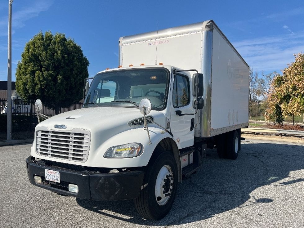 Medium Duty Box Truck-Light and Medium Duty Trucks-Freightliner-2018-M2-Torrance-CA-147,097\n\t\tmiles-$ 33,750 - Image 3